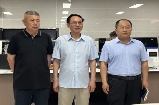 完美真人到达雅生物洽谈合作